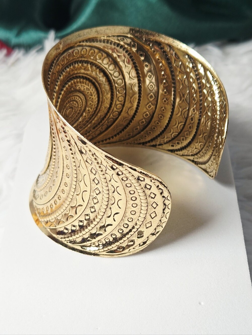 Bold Gold Embossed Cuff Bracelet Raised Relief Boho Goddess Statement Jewelry - Picture 5 of 8